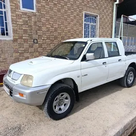 Mitsubishi L200 2006