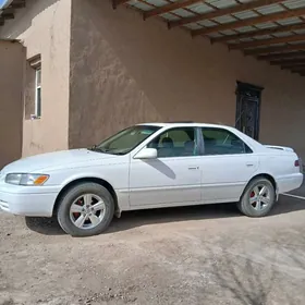 Toyota Camry 1998