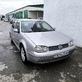 Volkswagen Golf 2001