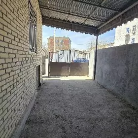 Bulwar koçe 1etaj 1komn eksper