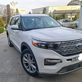 Ford Explorer 2021