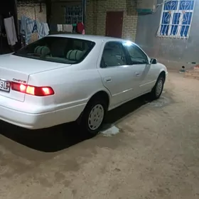Toyota Camry 1998