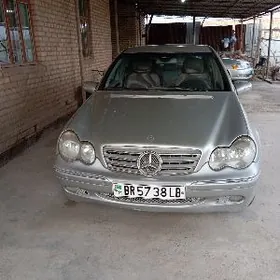 Mercedes-Benz C-Class 2001