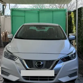 Nissan Versa 2022
