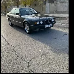 BMW 525 1990