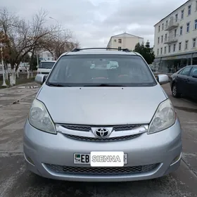 Toyota Sienna 2007