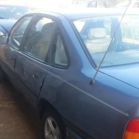 Opel Vectra 1990