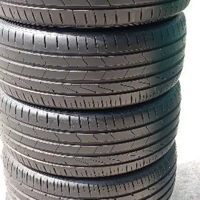 Hankook 235 45 18