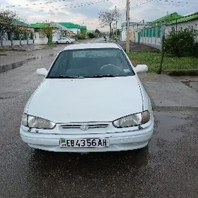 Hyundai Elantra 1996