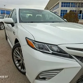 Toyota Camry 2020
