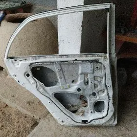 Toyota Corolla yzky cep gapy