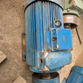 dwigatel двигатель 15kw