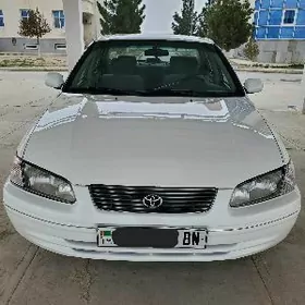 Toyota Camry 1999