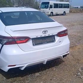 Toyota Camry 2023