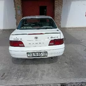 Toyota Camry 1996