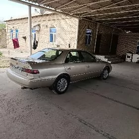 Toyota Camry 1998