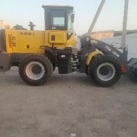 XCMG LW300F 2025