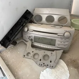 Toyota camry 2011telewizr