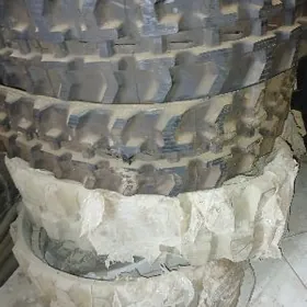 Bulldozer Eksaweter Kauçuk un