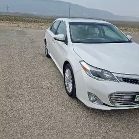 Toyota Avalon 2013