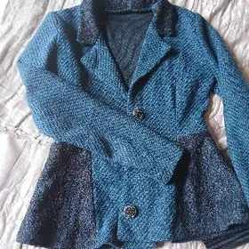 gyzlar kostyum paltonlary