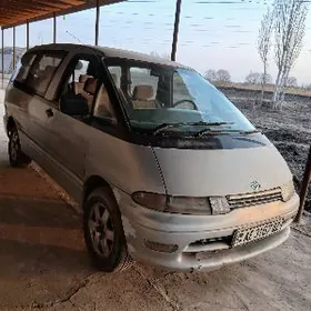 Toyota Previa 1993