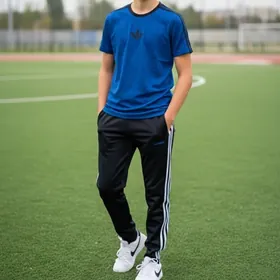 Спортивный костюм