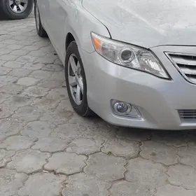 Toyota Camry 2011
