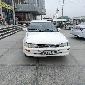 Toyota Corolla 1993