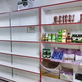 magazyn un satlyk polkalar