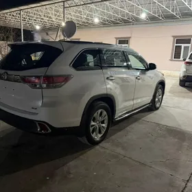 Toyota Highlander 2014