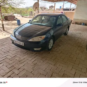 Toyota Camry 2004