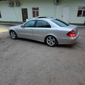 Mercedes-Benz E320 2002