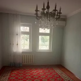 Мир 7/1 3 комнатная