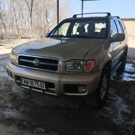 Nissan Pathfinder 2001