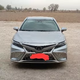 Toyota Camry 2022