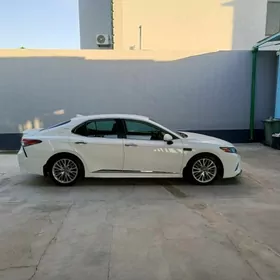 Toyota Camry 2020