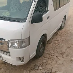 Toyota Hiace 2006