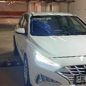 Hyundai Elantra GT 2017