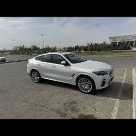 BMW X6 2022