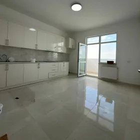 Täze mir8 sag tarap