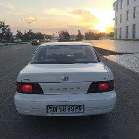 Toyota Camry 1993
