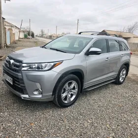 Toyota Highlander 2019