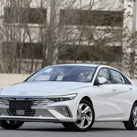 Hyundai Elantra 2025