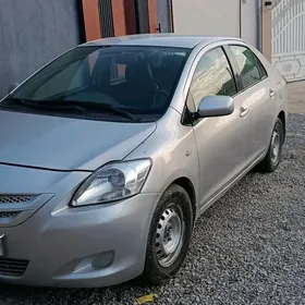 Nissan Versa 2007