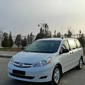 Toyota Sienna 2009