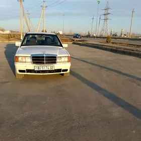 Mercedes-Benz 190-Class 1990