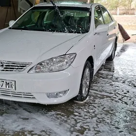 Toyota Camry 2005