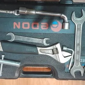 инструменты и кейс мойка