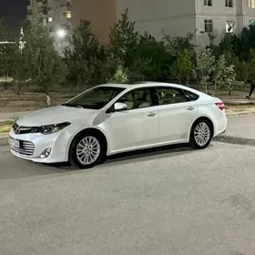 Toyota Avalon 2013